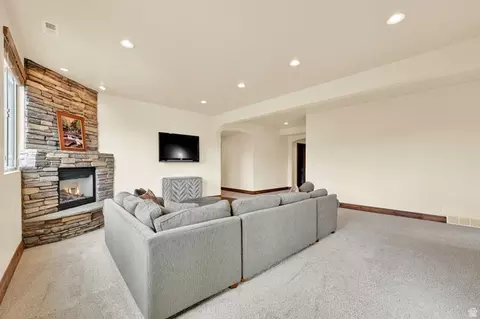 Living - 3573 N Elkview Dr, Eden, UT 84310 photo 8 of 9