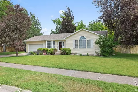 189 E 560 S, Smithfield, UT 84335