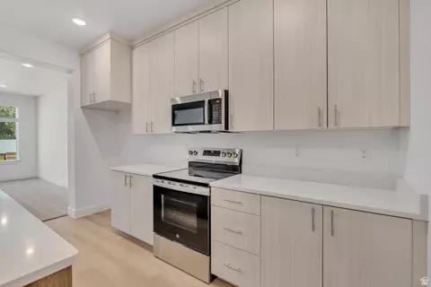 Kitchen - 336 E 750 S #16, Ogden, UT 84404 photo 2 of 6