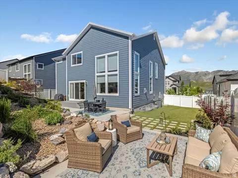 Exterior - 14778 S Springtime Rd S, Draper, UT 84020 photo 2 of 6