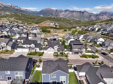 View/Area - 14778 S Springtime Rd S, Draper, UT 84020 photo 2 of 2