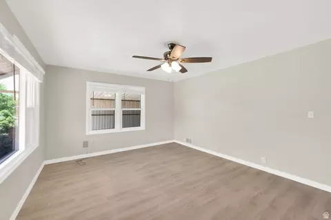Living - 565 E 400 S, Clearfield, UT 84015 photo 2 of 3