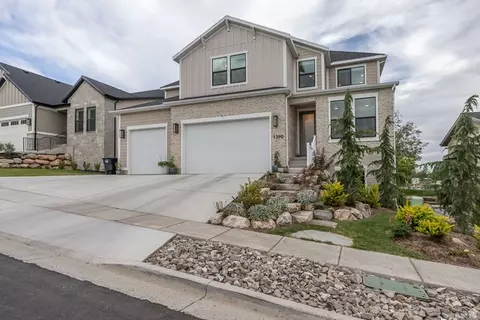 1390 E Orchard Ridge Ln, Kaysville, UT 84037