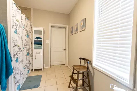 Bath - 525 3rd St, Ogden, UT 84404 photo 4 of 5