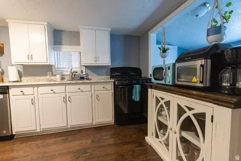 Kitchen - 525 3rd St, Ogden, UT 84404 photo 2 of 4