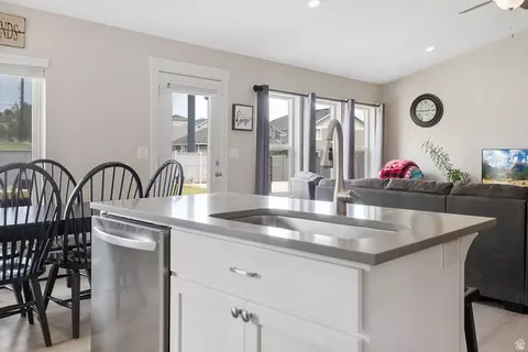 Kitchen - 4143 E Berkshire Ln N, Eagle Mountain, UT 84005 photo 3 of 3