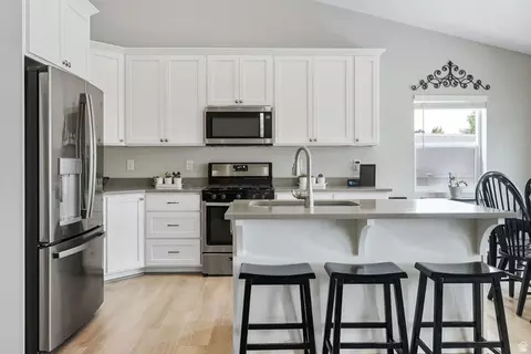 Kitchen - 4143 E Berkshire Ln N, Eagle Mountain, UT 84005 photo 1 of 3