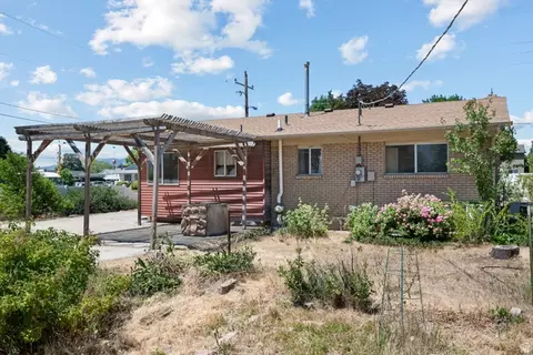 Exterior - 150 N Caveman Blvd, American Fork, UT 84003 photo 4 of 4