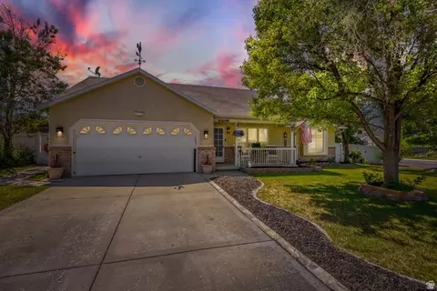 3224 S Hinton Ct, West Valley City, UT 84128