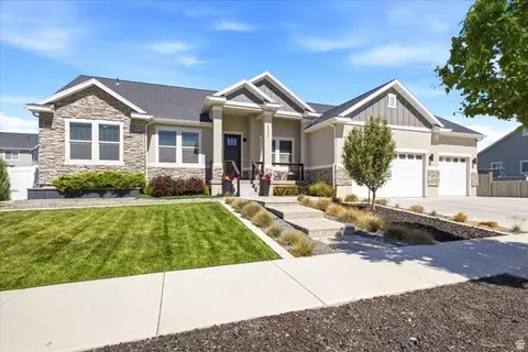 4525 N Mount Ellen St #222, Eagle Mountain, UT 84005