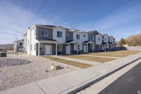 1198 S Village Ln S #A1, Richfield, UT 84701