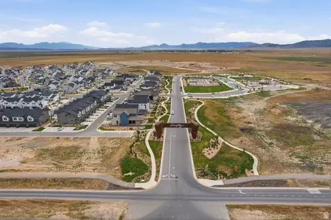 View/Area - 3106 N Firefly Blvd, Eagle Mountain, UT 84005 photo 1 of 12