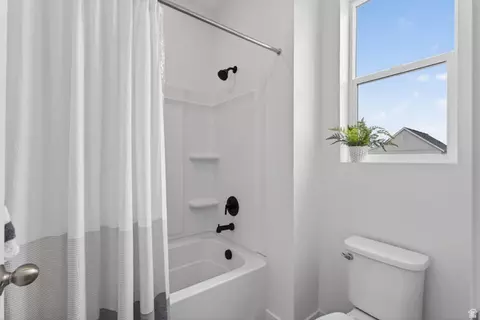 Bath - 3106 N Firefly Blvd, Eagle Mountain, UT 84005 photo 6 of 6