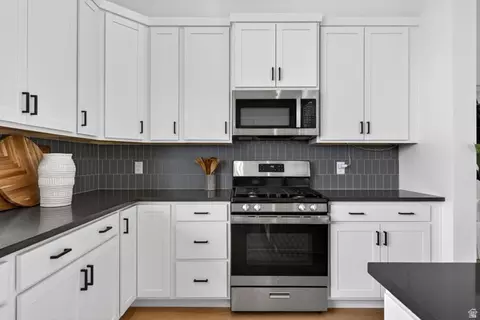 Kitchen - 3106 N Firefly Blvd, Eagle Mountain, UT 84005 photo 9 of 9