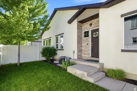 7062 S 300 E, Midvale, UT 84047