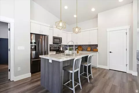 Kitchen - 7062 S 300 E, Midvale, UT 84047 photo 1 of 2