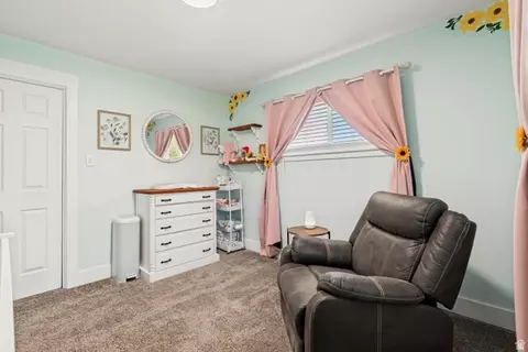5160 S Charlotte Ave W, Salt Lake City, UT 84118