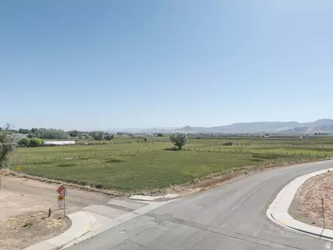 105 E 800 S, Richfield, UT 84701 photo 12