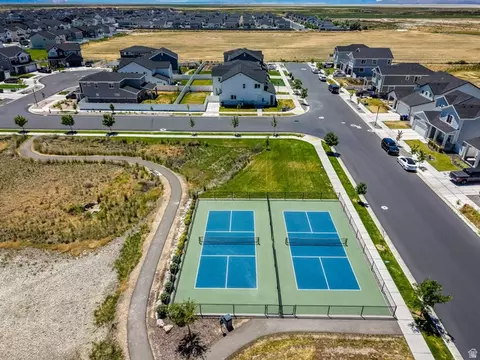 View/Area - 3061 S 2425 W, Syracuse, UT 84075 photo 1 of 8