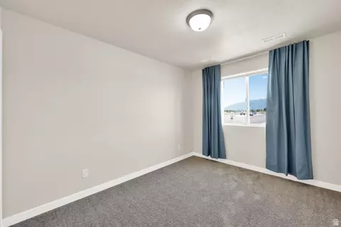 Bedroom - 3061 S 2425 W, Syracuse, UT 84075 photo 4 of 7