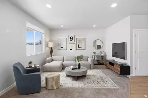 Living - 3061 S 2425 W, Syracuse, UT 84075 photo 2 of 4
