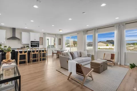 1005 E Antelope Dr, Eagle Mountain, UT 84005