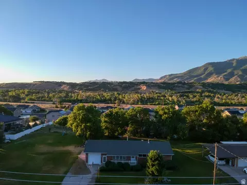 View/Area - 1230 E South Weber Dr, South Weber, UT 84405 photo 4 of 5