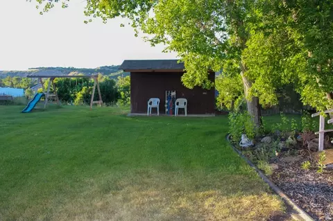 Exterior - 1230 E South Weber Dr, South Weber, UT 84405 photo 10 of 12