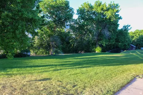Exterior - 1230 E South Weber Dr, South Weber, UT 84405 photo 9 of 12