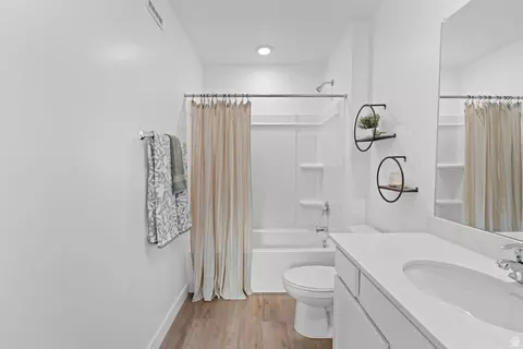 Bath - 1925 E Corriente Dr #1181, Salem, UT 84653 photo 4 of 6