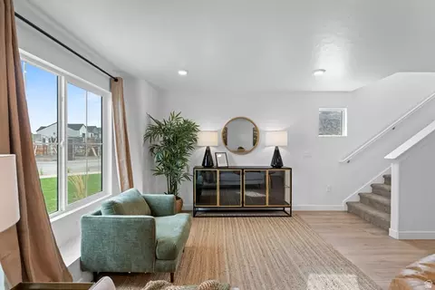 Living - 1925 E Corriente Dr #1181, Salem, UT 84653 photo 4 of 4