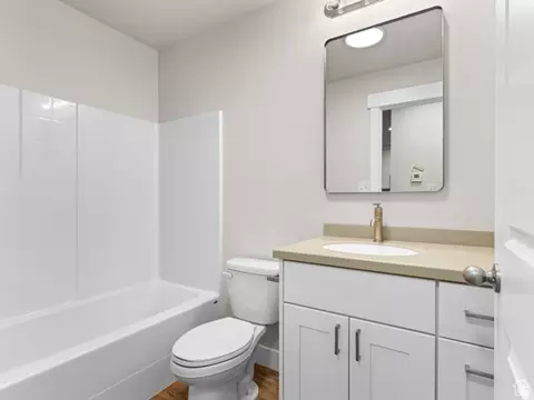 Bath - 340 W Dublin S, Eureka, UT 84628 photo 1 of 2