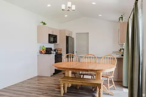 Dining - 2415 E Boxwood Ln, Eagle Mountain, UT 84005 photo 1 of 1