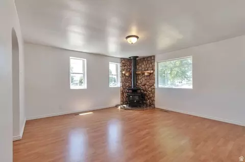 Living - 376 N 900 E, American Fork, UT 84003 photo 3 of 3