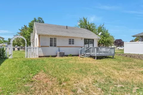Exterior - 376 N 900 E, American Fork, UT 84003 photo 3 of 5