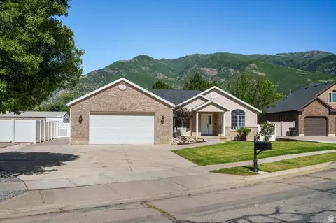 7830 S Cedar Loop Dr E, South Weber, UT 84405