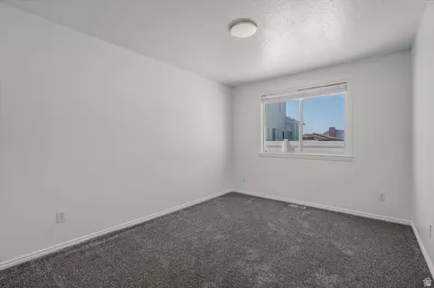 Bedroom - 7830 S Cedar Loop Dr E, South Weber, UT 84405 photo 3 of 6