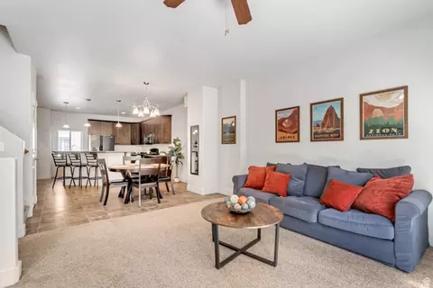 3750 S Prairiewood Dr, Salt Lake City, UT 84115