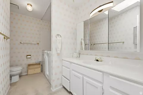 Bath - 1750 E Crescent View Dr, Sandy, UT 84092 photo 1 of 4
