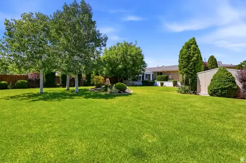 Exterior - 1750 E Crescent View Dr, Sandy, UT 84092 photo 7 of 11