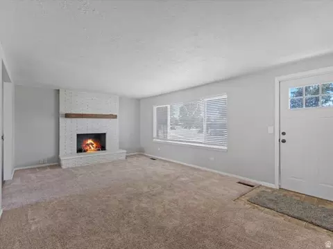 Living - 396 W 1130 N, Sunset, UT 84015 photo 1 of 2