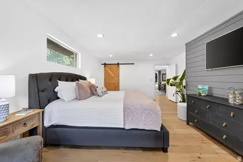 Bedroom - 5 Apple Hill Cir, Sandy, UT 84092 photo 5 of 6
