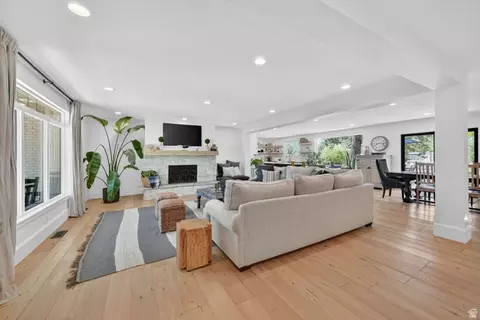 Living - 5 Apple Hill Cir, Sandy, UT 84092 photo 1 of 6
