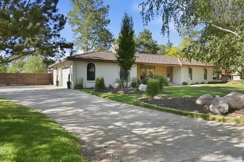 Exterior - 5 Apple Hill Cir, Sandy, UT 84092 photo 12 of 13