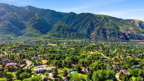 View/Area - 5 Apple Hill Cir, Sandy, UT 84092 photo 6 of 11