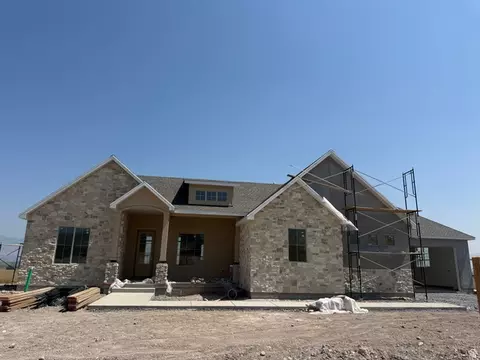 933 N 75 W #64, Mendon, UT 84325