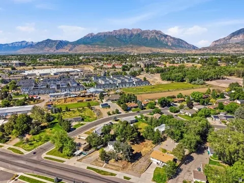 View/Area - 1611 Sandhill Rd, Orem, UT 84058 photo 4 of 4