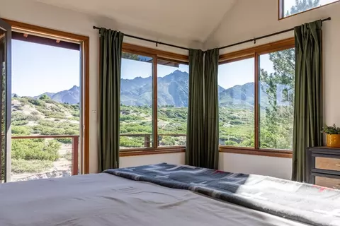 Bedroom - 2105 E Dimple Dell Rd, Sandy, UT 84092 photo 3 of 5