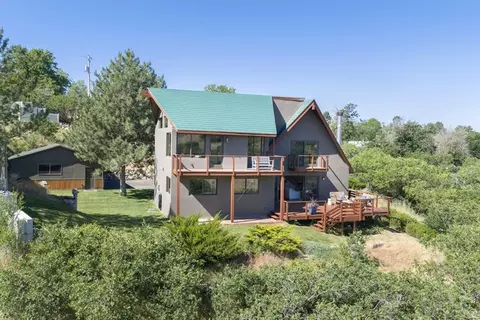 Exterior - 2105 E Dimple Dell Rd, Sandy, UT 84092 photo 2 of 9