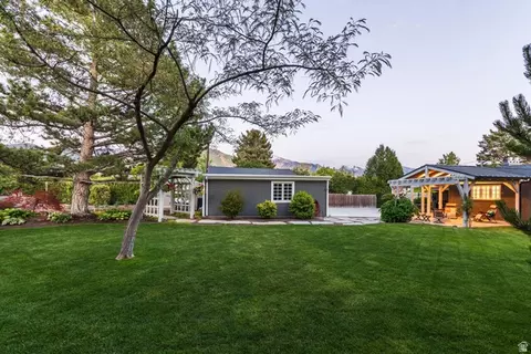 Exterior - 4539 S Willow Rd, Holladay, UT 84117 photo 22 of 42